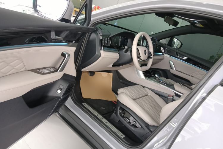 Used BYD Tang New Energy 2025 Intelligent Driving Version DM-i 115KM Flagship Edition Driver Seat