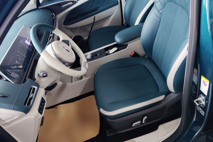 Used ORA Good Cat 2021 400km Standard Range Athena Edition Lithium Iron Phosphate Left Front Seat