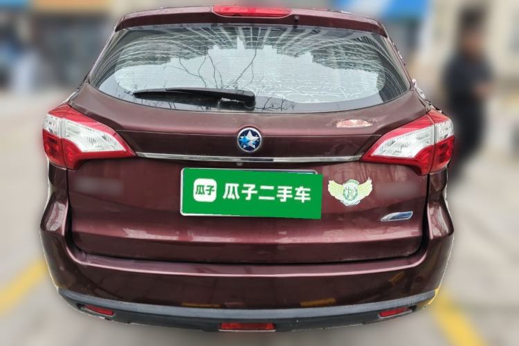 Used Venucia T70 2015 2.0L CVT Smart Edition