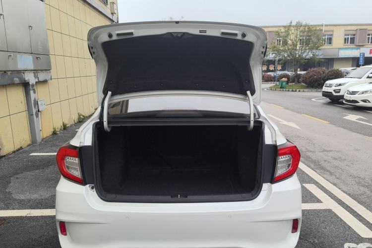 Used Honda Envix 2019 180TURBO CVT Enjoyment Edition China VI Trunk