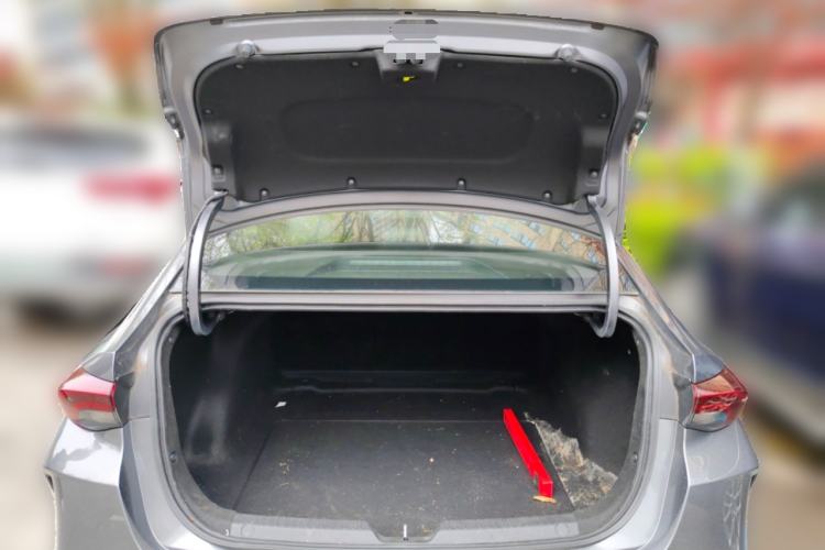 Used GAC Trumpchi EMPOW 2021 270T DCT J15 Version Trunk