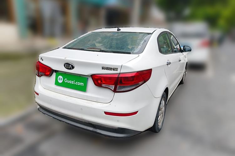 Used Kia K2 2015 Sedan 1.4L MT GLS