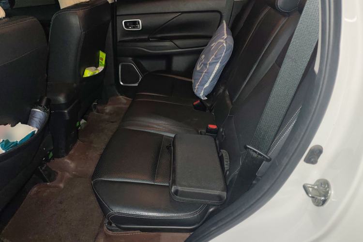 Used Mitsubishi Outlander 2018 2.4L 4x4 Elite Edition 5 Seats