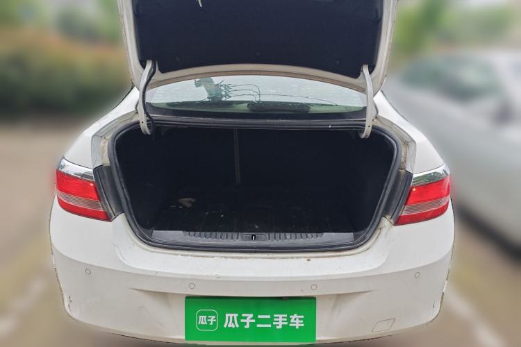 Used Buick GT 2012 GT 1.8L Automatic Fashionable Leather Edition Trunk