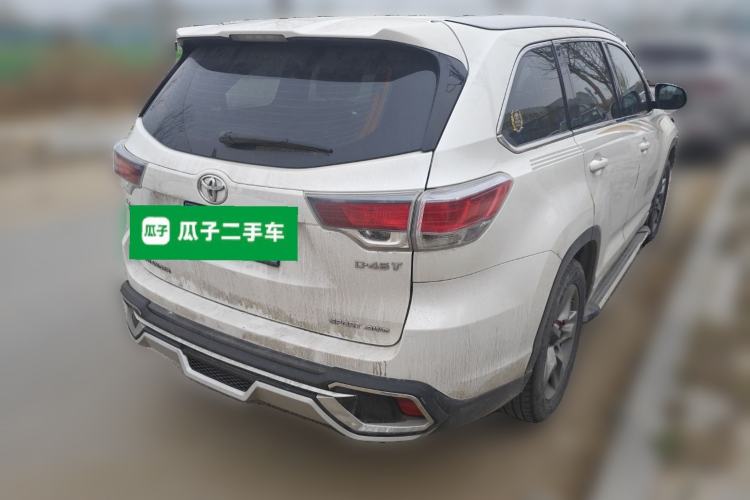 Used Toyota Highlander 2015 2.0T Four-Wheel Drive Luxury Edition 7-Seater Rear Right 45 Deg