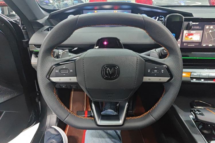 Used CHANGAN UNI-V 2022 1.5T Prestige Version Steering Wheel