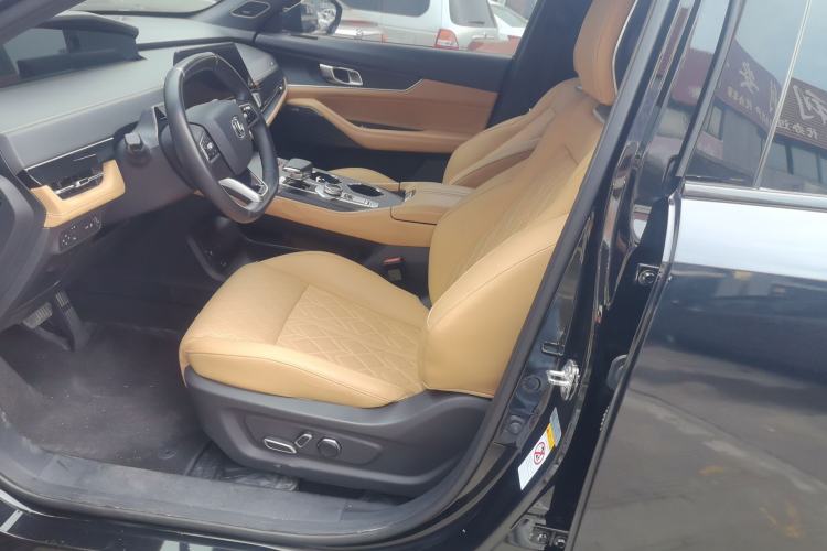 Used CHANGAN UNI-K 2021 2.0T All-Wheel Drive Prestige Version
