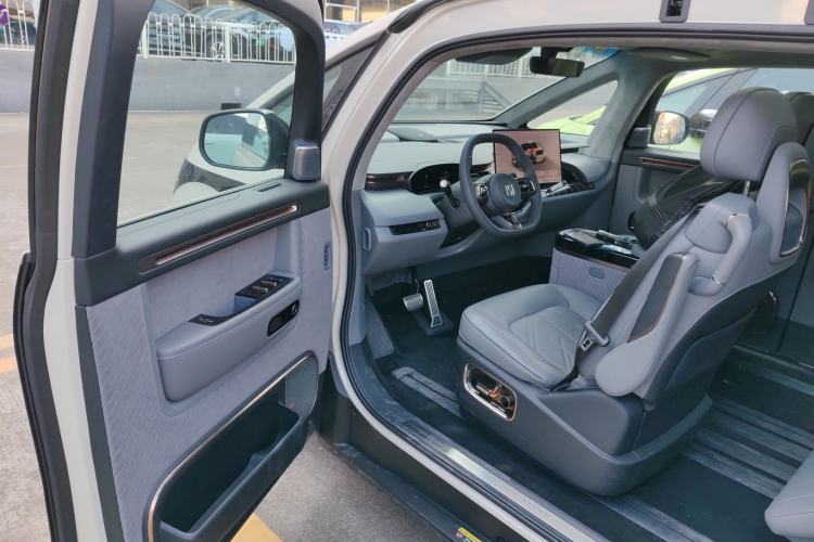 Used Zeekr MIX 2025 Long-Range Intelligent Driving Edition
