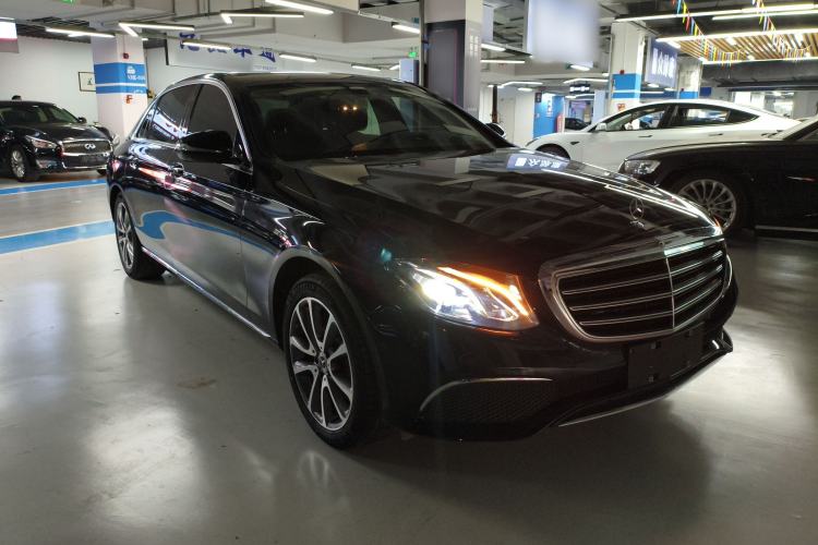 Used Mercedes-Benz E-Class 2020 E 260 L
