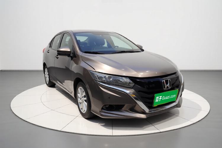 Used Honda Gienia 2017 1.5L CVT Comfort Version
