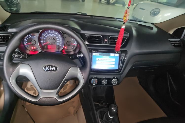 Used Kia K2 2015 Sedan 1.4L MT GLS