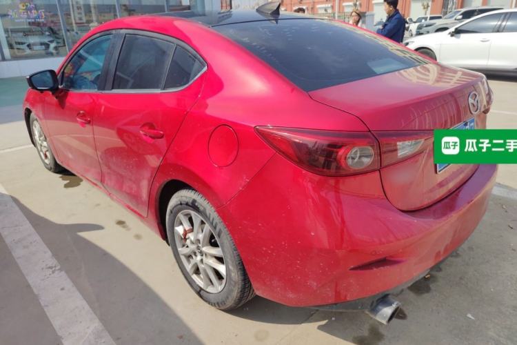 Used Mazda 3 Axela 2017 Sedan 1.5L Automatic Luxury Model Emission Standard China V
