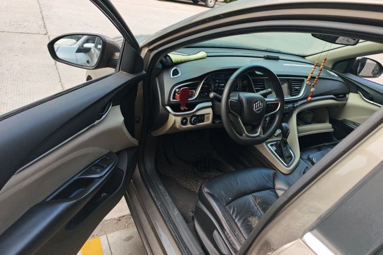 Used Buick GT 2015 15N Automatic Elite Version