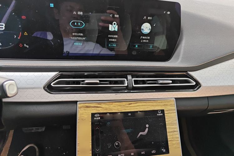 Used BAIC Beijing X7 2020 1.5TD DCT Leading Edition
