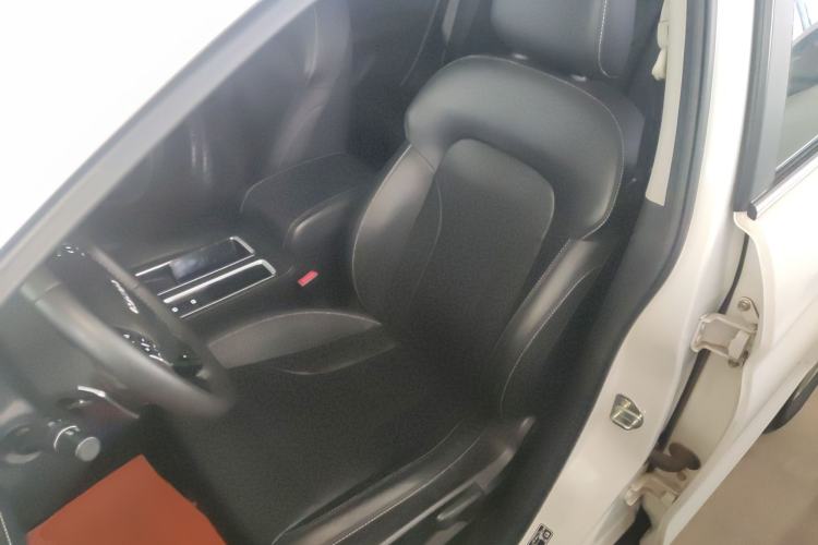 Used Haval M6 2021 PLUS 1.5T DCT Luxury Smart Connectivity Model