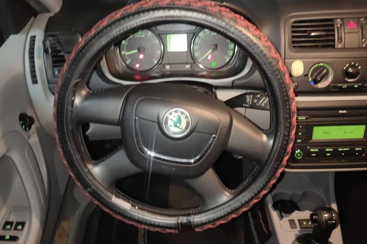 Used Skoda Fabia 2012 1.4L Automatic Crystal Edition