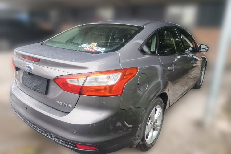 Used Ford Focus 2012 Sedan 1.6L Automatic Fashion Edition