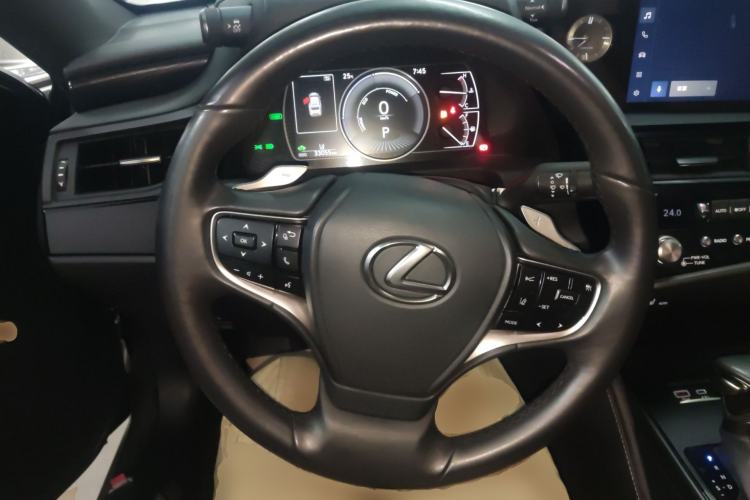 Used Lexus ES 2022 300h Excellence Edition