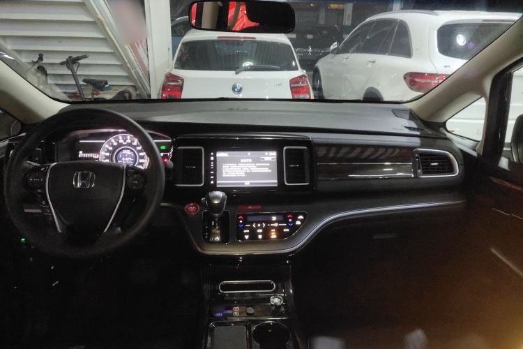 Used Honda Elysion 2016 2.4L Style Edition