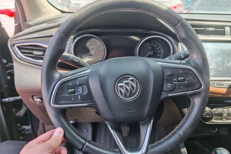 Used Buick Encore GX 2020 20T CVT Two-Wheel Drive Luxury Version Interior 2