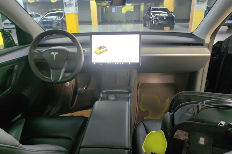 Used Tesla Model Y 2023 Rear-Wheel-Drive Version