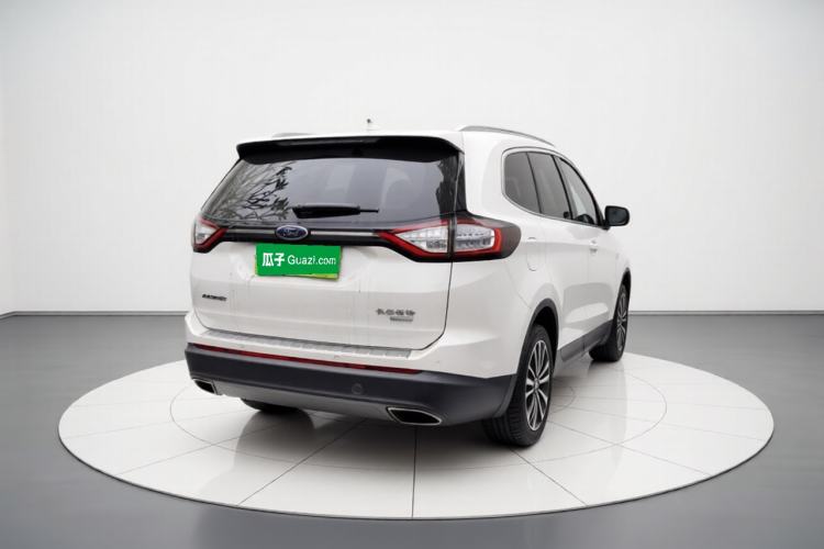 Used Ford Edge 2016 EcoBoost 245 Two-Wheel-Drive Titanium 7-Seater Exterior 4