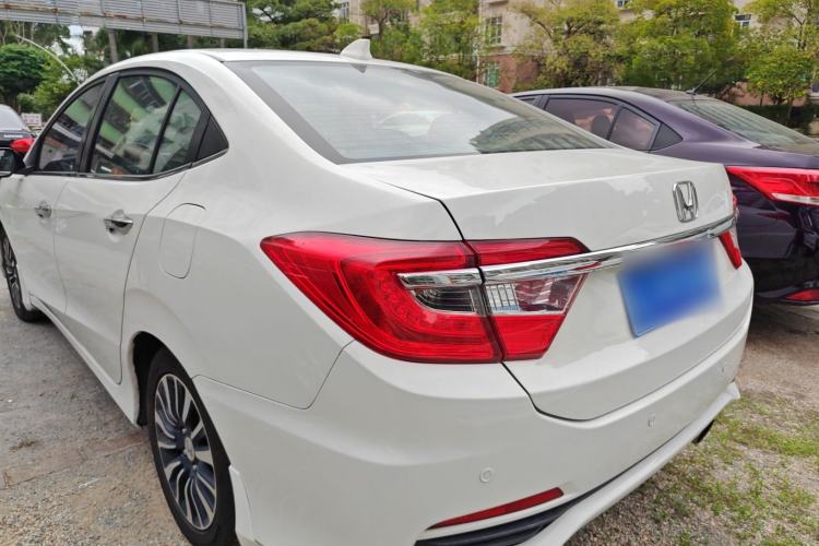 Used Honda Crider 2015 1.8L automatic comfort version Rear Left 45 Deg