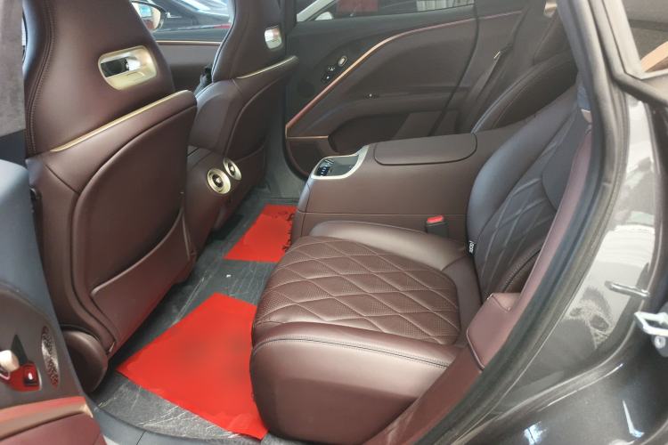 Used Avatr 11 2023 HarmonyOS Version Smart Enjoyment Upgrade Model 90-Degree Rear-Wheel Drive Edition