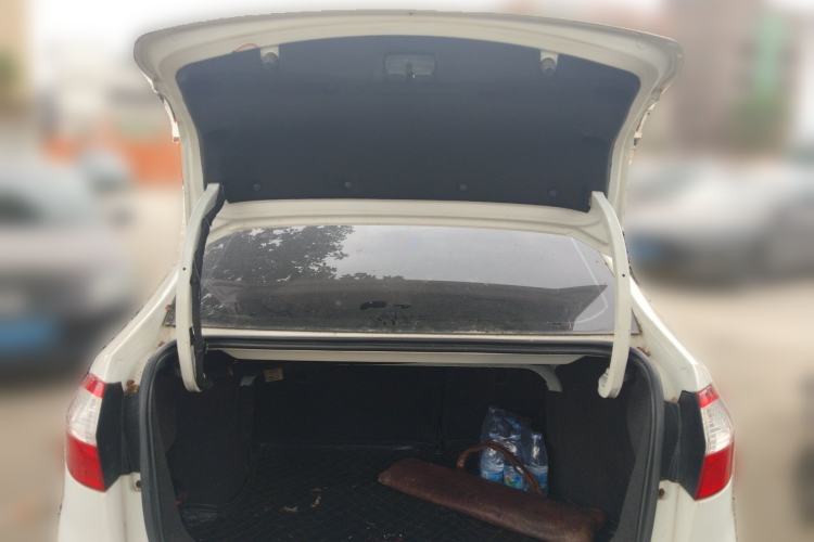 Used Ford Fiesta 2013 Sedan 1.5L Manual Fashion Edition Trunk