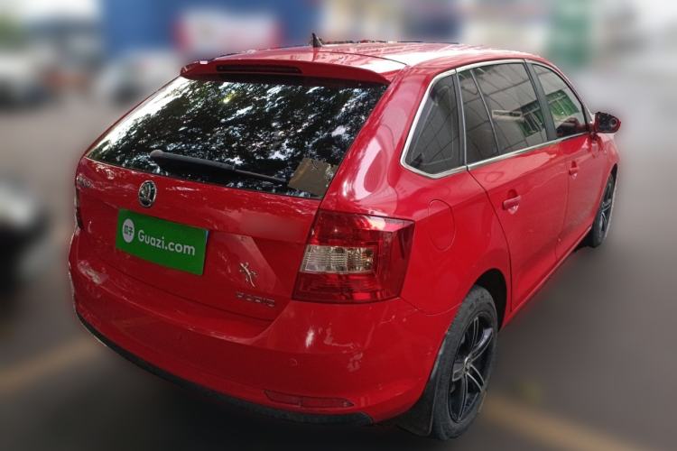 Used Skoda Rapid Spaceback 2014 1.6L Manual Enjoyment Edition