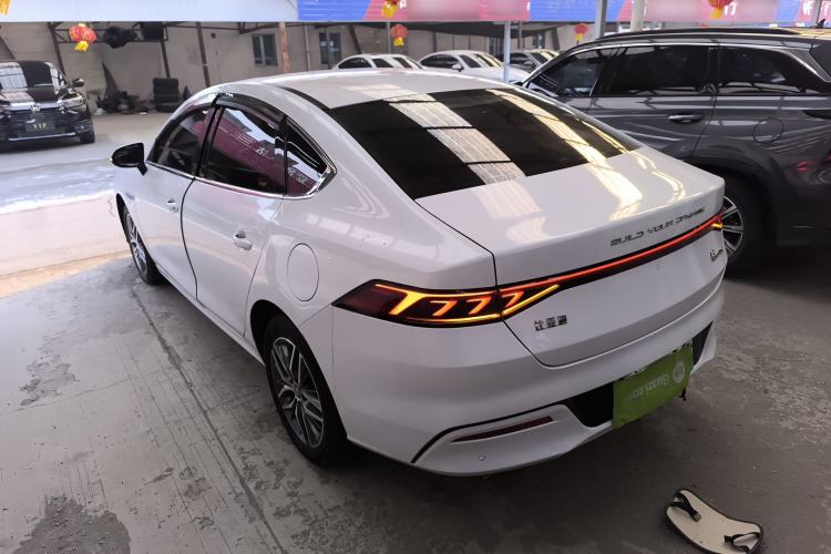 Used BYD Qin PLUS 2023 Champion Edition DM-i 120KM Excellence Model