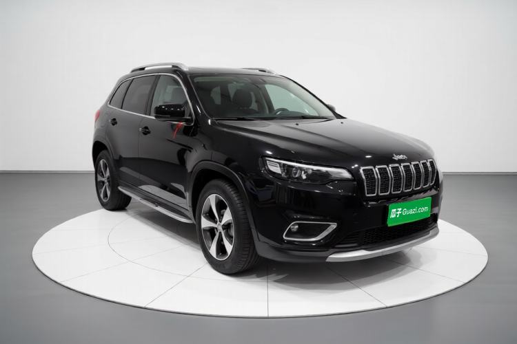 Used Jeep Cherokee 2019 2.0T 2WD Enjoyment Edition China V