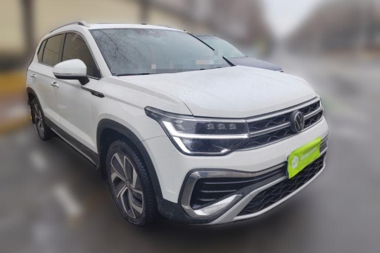 Used Volkswagen Tharu 2023 300TSI Two-Wheel-Drive Full Moon Edition Front Right 45 Deg