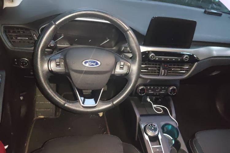 Used Ford Focus 2019 Hatchback 1.5L Automatic Trendy Version China VI Standard
