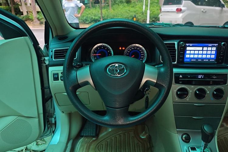 Used Toyota Corolla EX 2013 1.6L Automatic Luxury Edition
