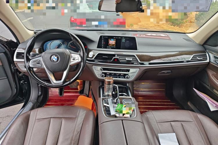 Used BMW 7 Series 2017 730Li Leading Model
