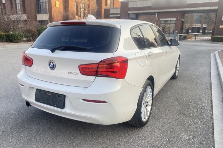 Used BMW 1 Series 2015 120i Leading Model
