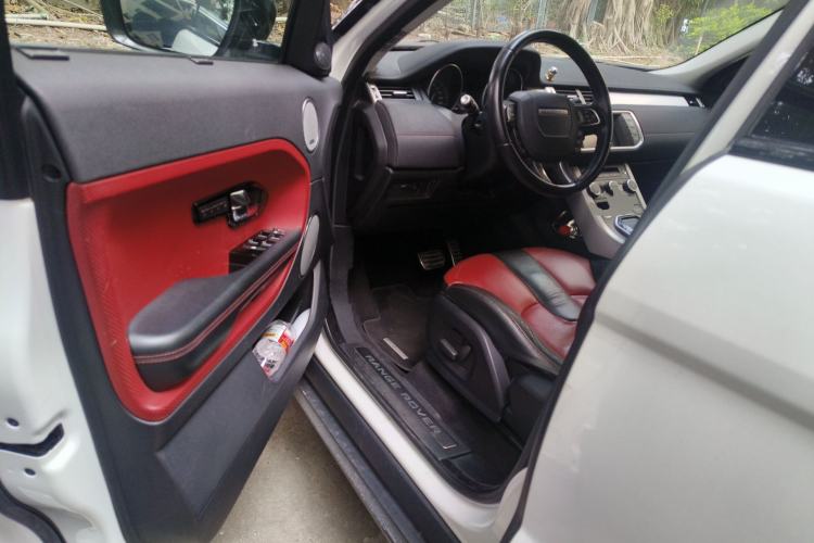 Used Land Rover Range Evoque 2012 2.0T 5-Door Ignite Edition Driver Seat