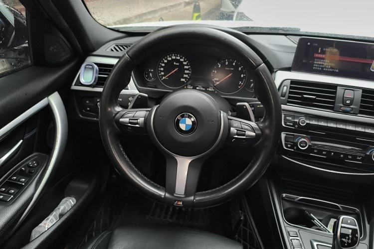 Used BMW 3 Series 2019 320i M Sport Night Edition
