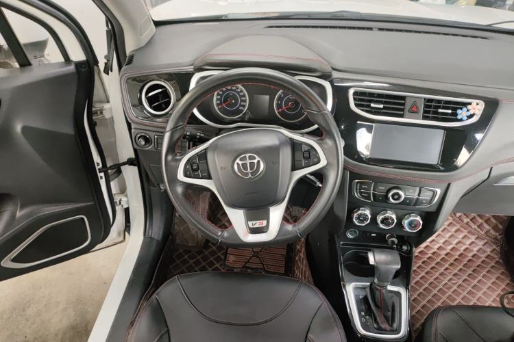 Used Brilliance V3 2016 1.5T Automatic Elite Model Steering Wheel