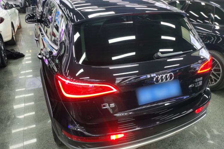 Used Audi Q5 2018 Collector's Edition 40 TFSI Technology Model