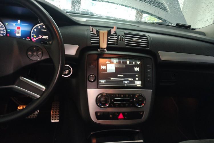 Used Mercedes-Benz R-Class 2014 R 320 4MATIC Business Model
