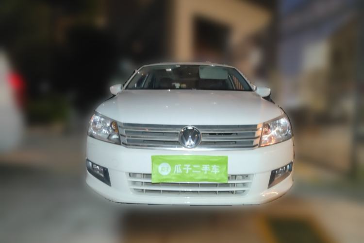 Used Volkswagen Santana 2015 1.6L Automatic Comfort Edition Front