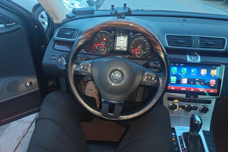 Used Volkswagen Magotan 2013 3.0 FSI Flagship Model Steering Wheel