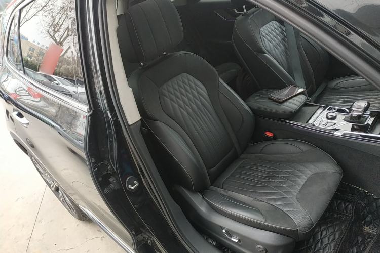 Used Hongqi HS5 2022 Facelifted Version 2.0T Smart Connect Flagship All-Wheel-Drive Edition
