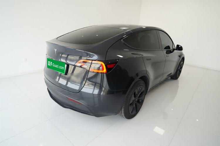 Used Tesla Model Y 2024 Rear-Wheel-Drive Version Rear Right 45 Deg