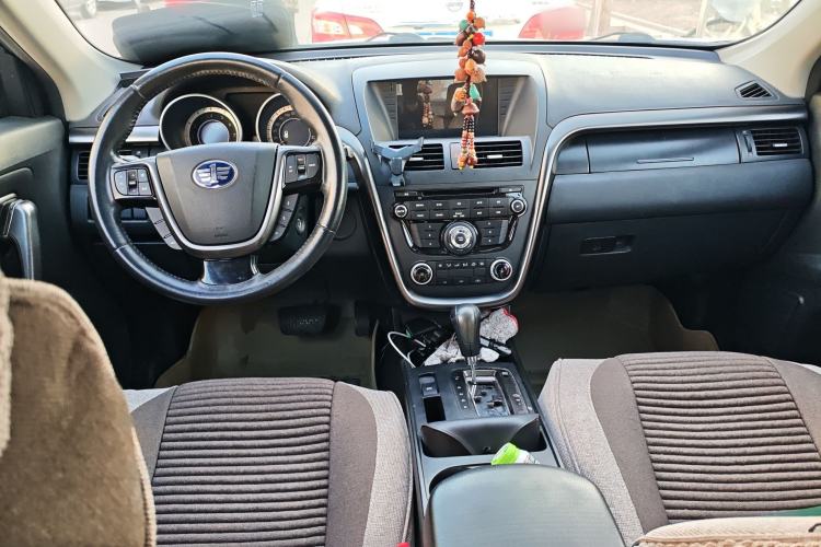 Used Bestune X80 2015 2.0L Automatic Comfort Anniversary Edition