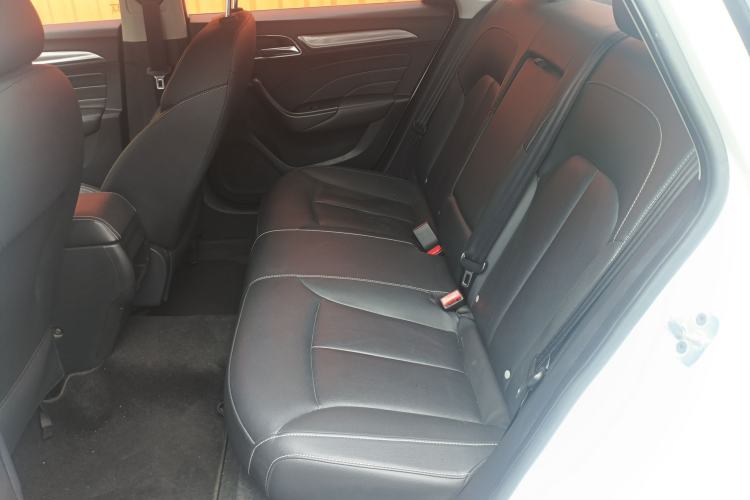 Used Roewe i6 2017 16T Manual Luxury Edition
