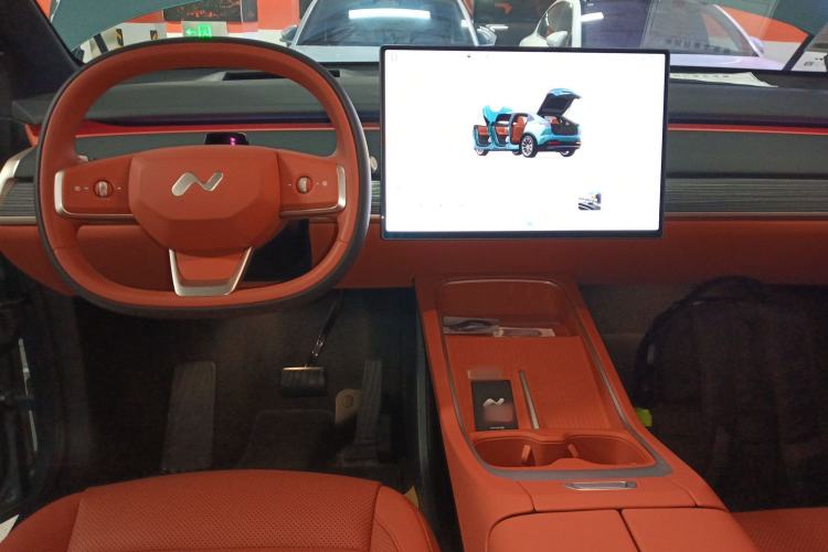 Used ONVO L60 2024 60 kWh Rear-Drive Version