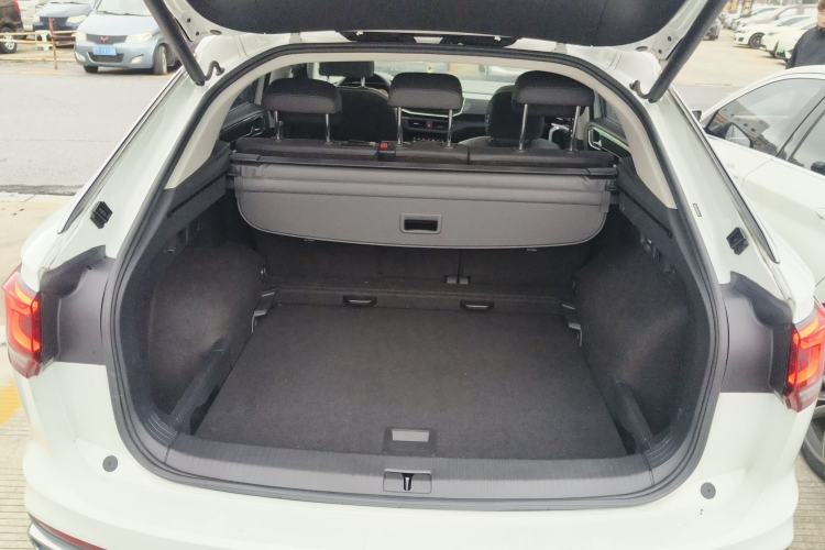 Used Volkswagen Tayron X 2020 330TSI Two-Wheel Drive Luxury Smart Connectivity Version
